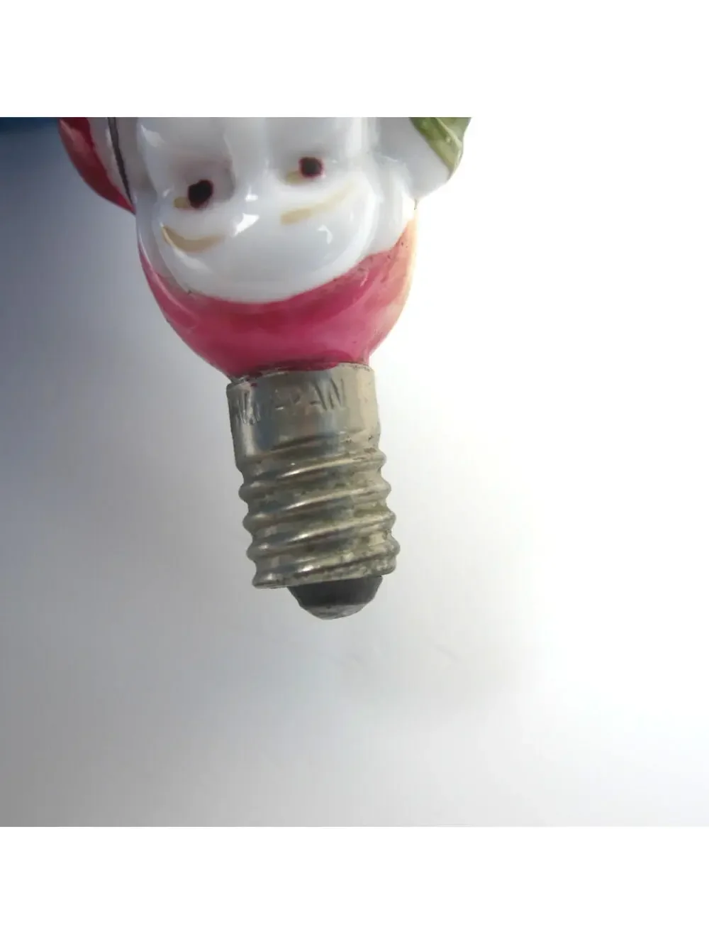 Vintage Santa Claus Christmas Milk Glass Light Bulb C6 Figural w/ Toy Sack Japan